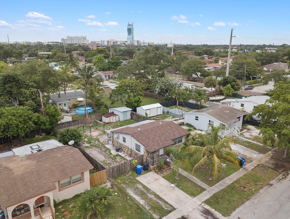 Linwood Gardens 2 51-37 B - Residential