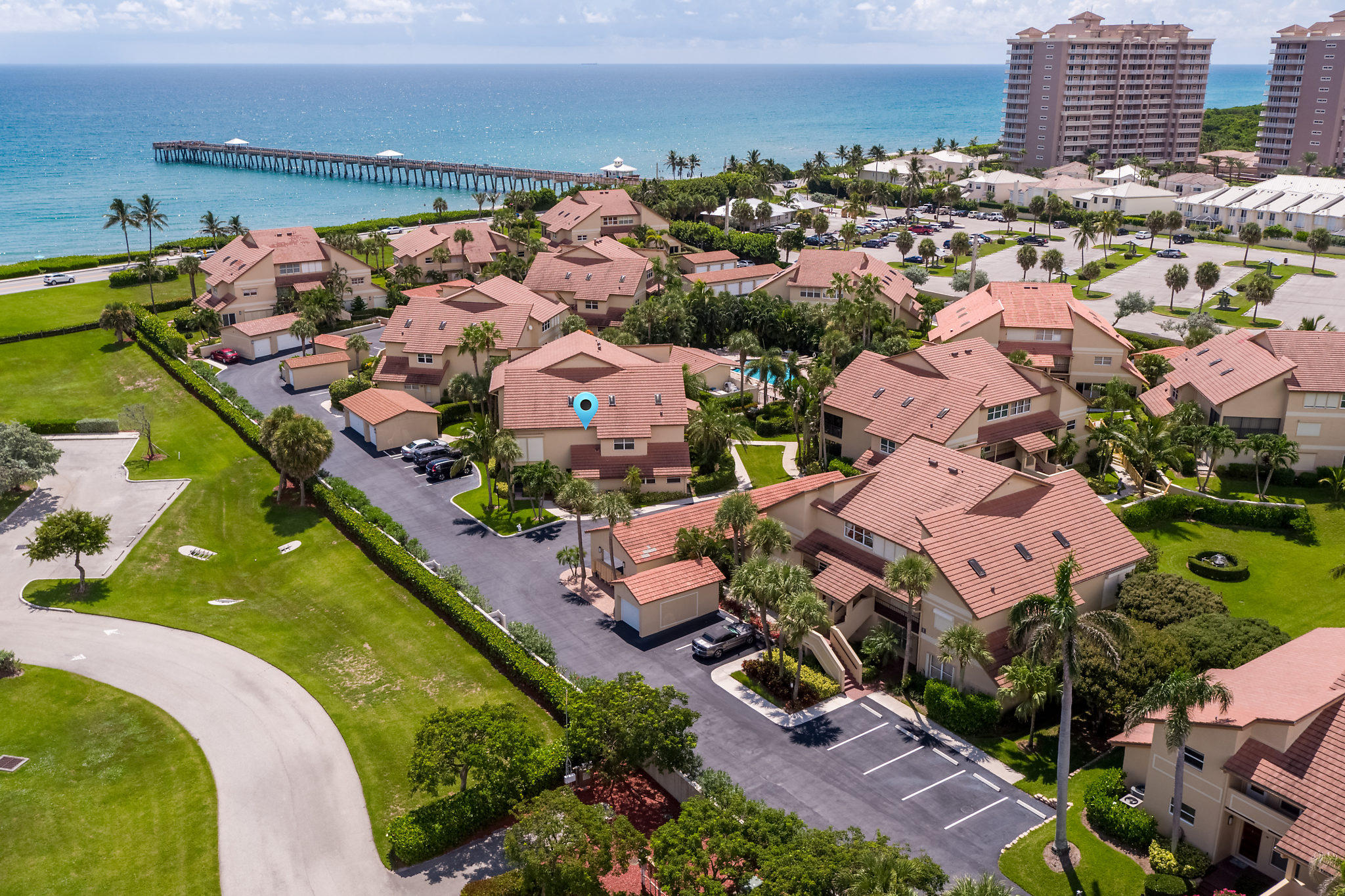 BEACHCOMBER CONDO - Residential Lease