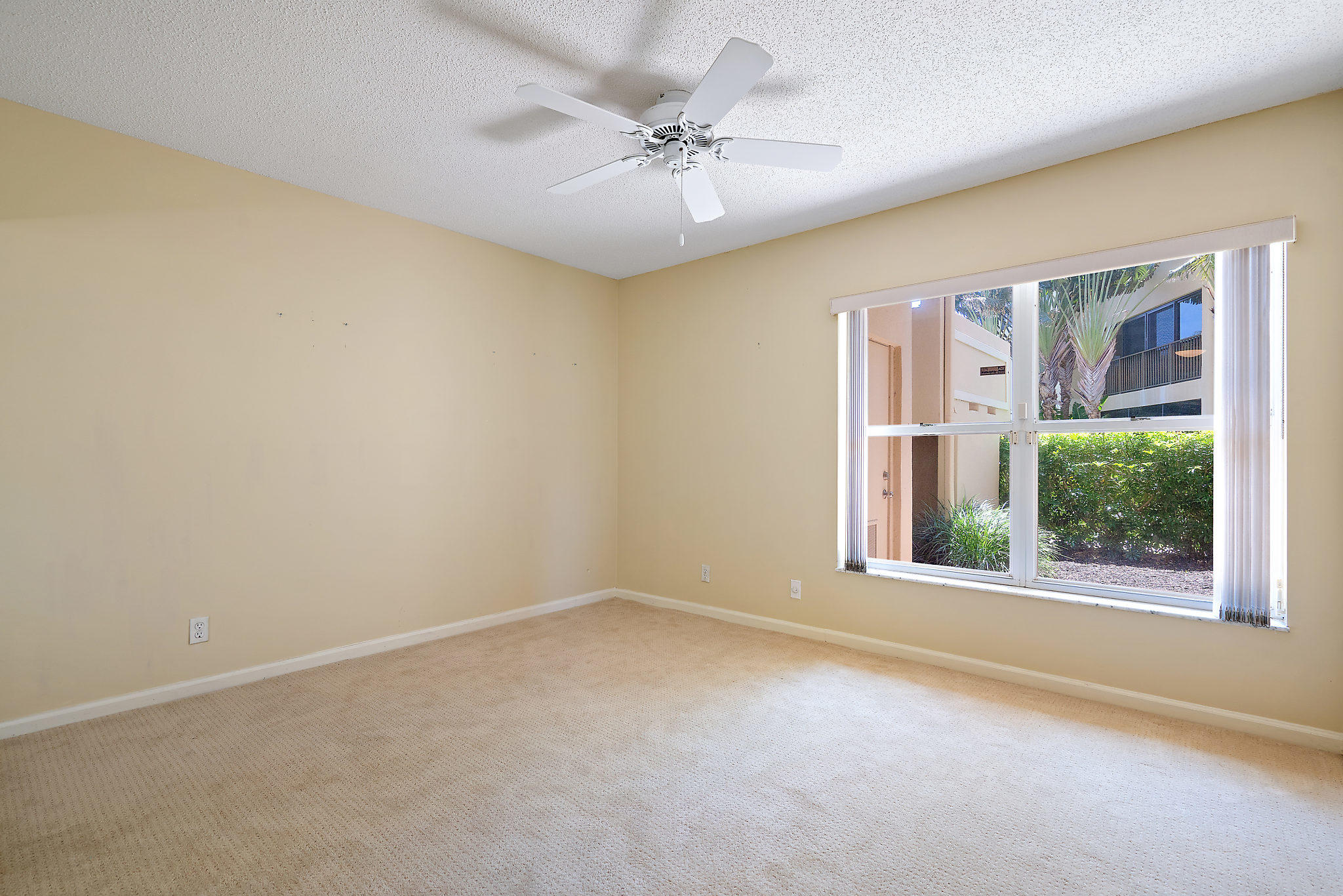 BEACHCOMBER CONDO - Residential Lease