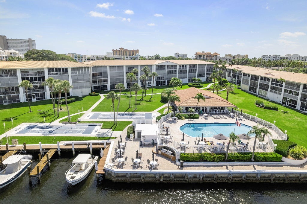 Photo of 101 NE 19th Avenue #208, Deerfield Beach, FL 33441 (MLS # B26034149)