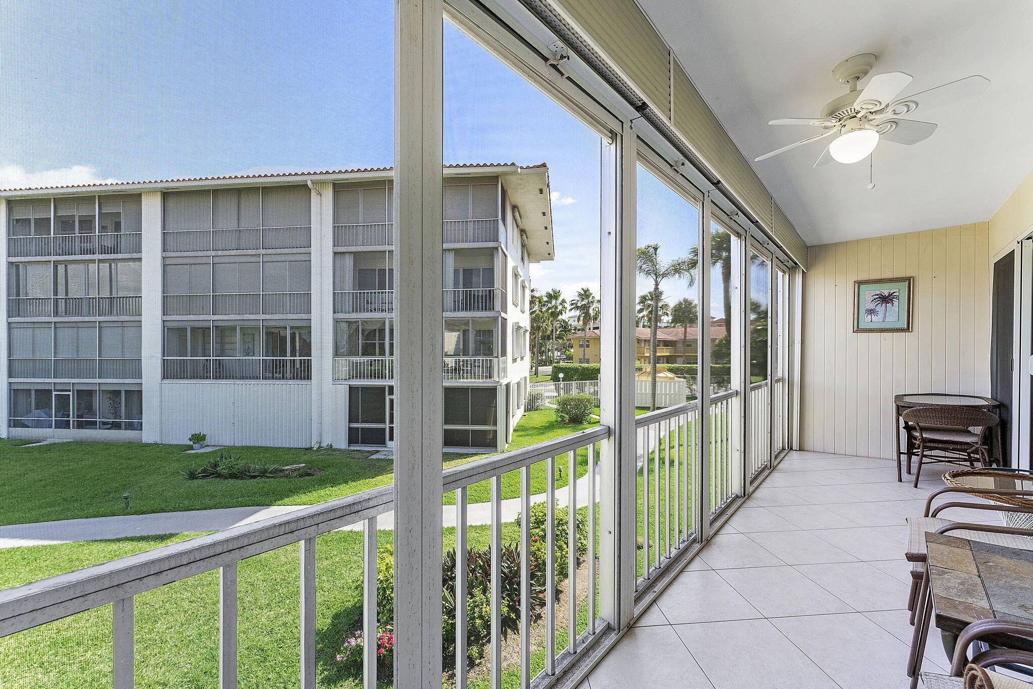 PENTHOUSE NORTH CONDO - Residential Lease