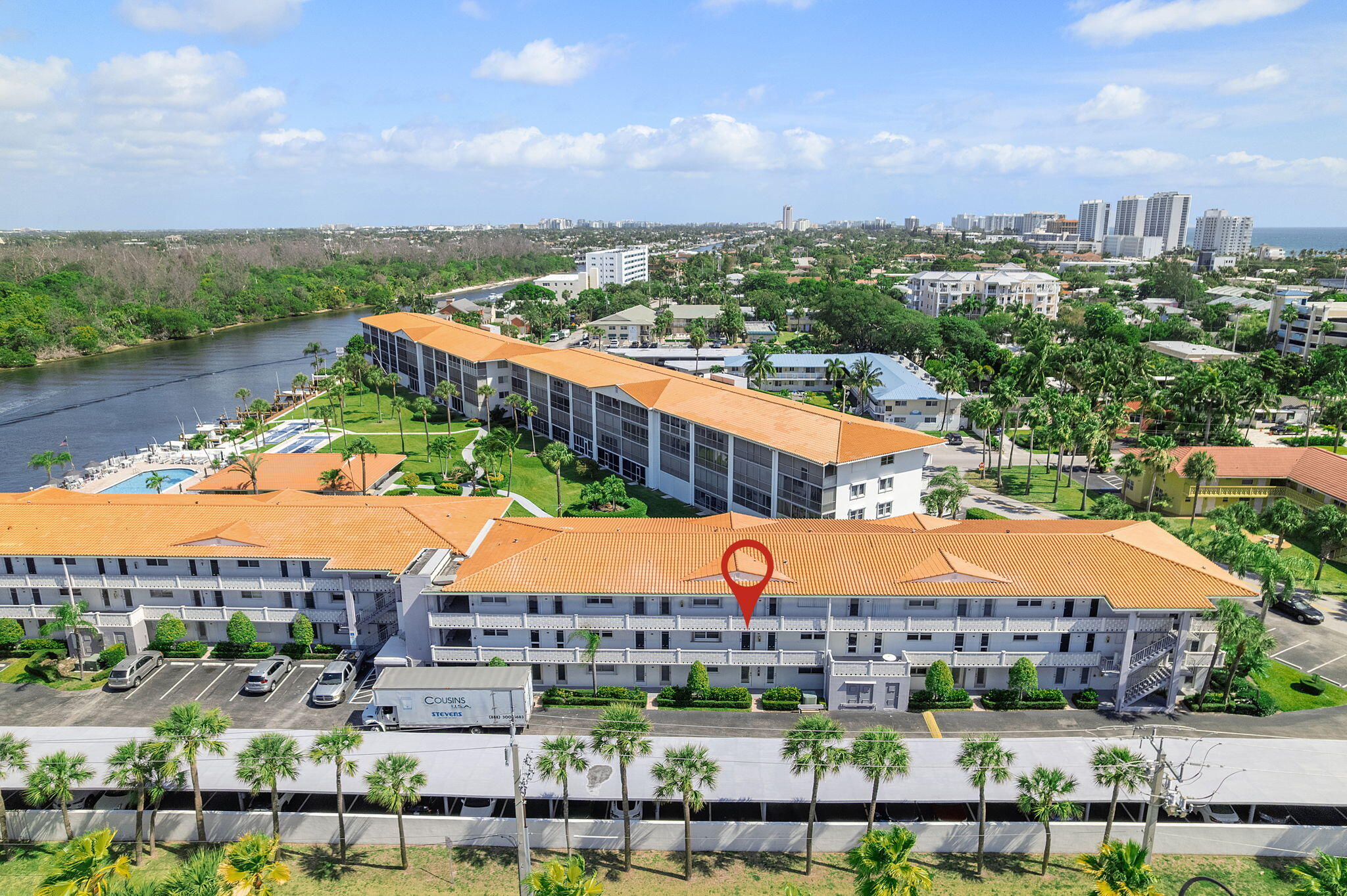 PENTHOUSE NORTH CONDO - Residential Lease