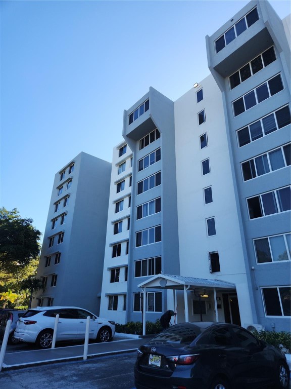 Dadeland Place - Residential Lease