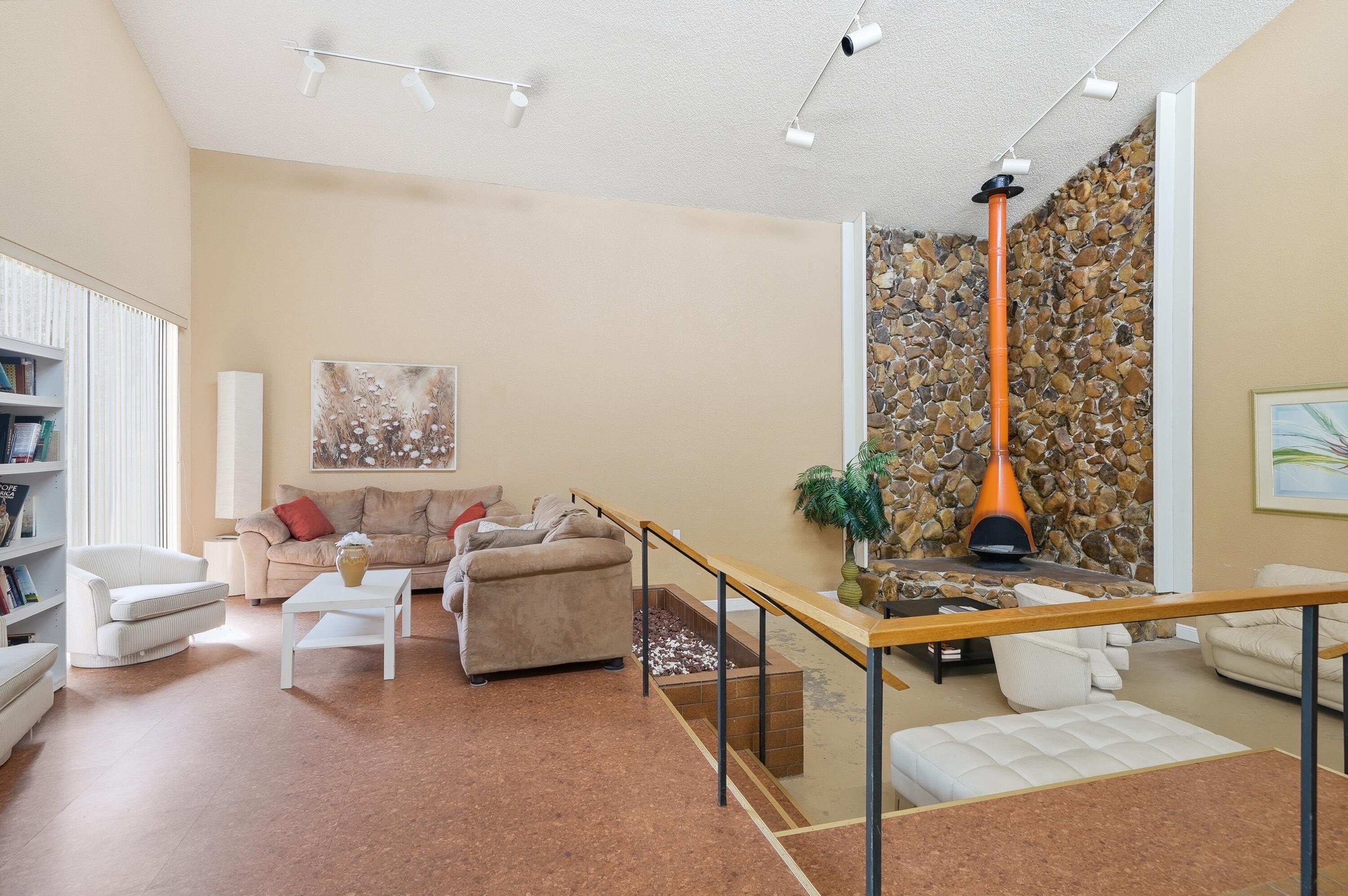 HAMMOCKS-LAKE FOREST CONDO - Residential