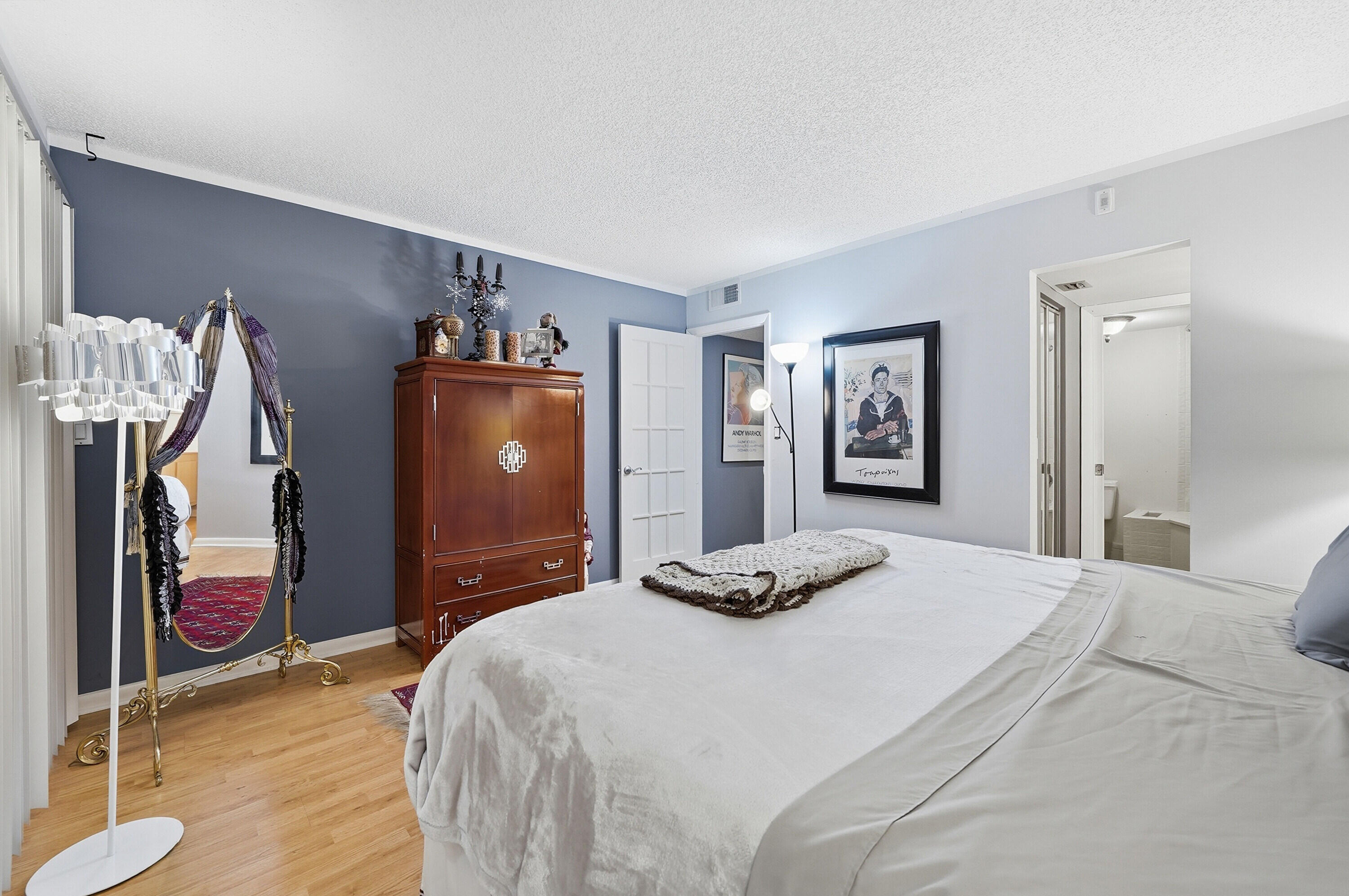 HAMMOCKS-LAKE FOREST CONDO - Residential