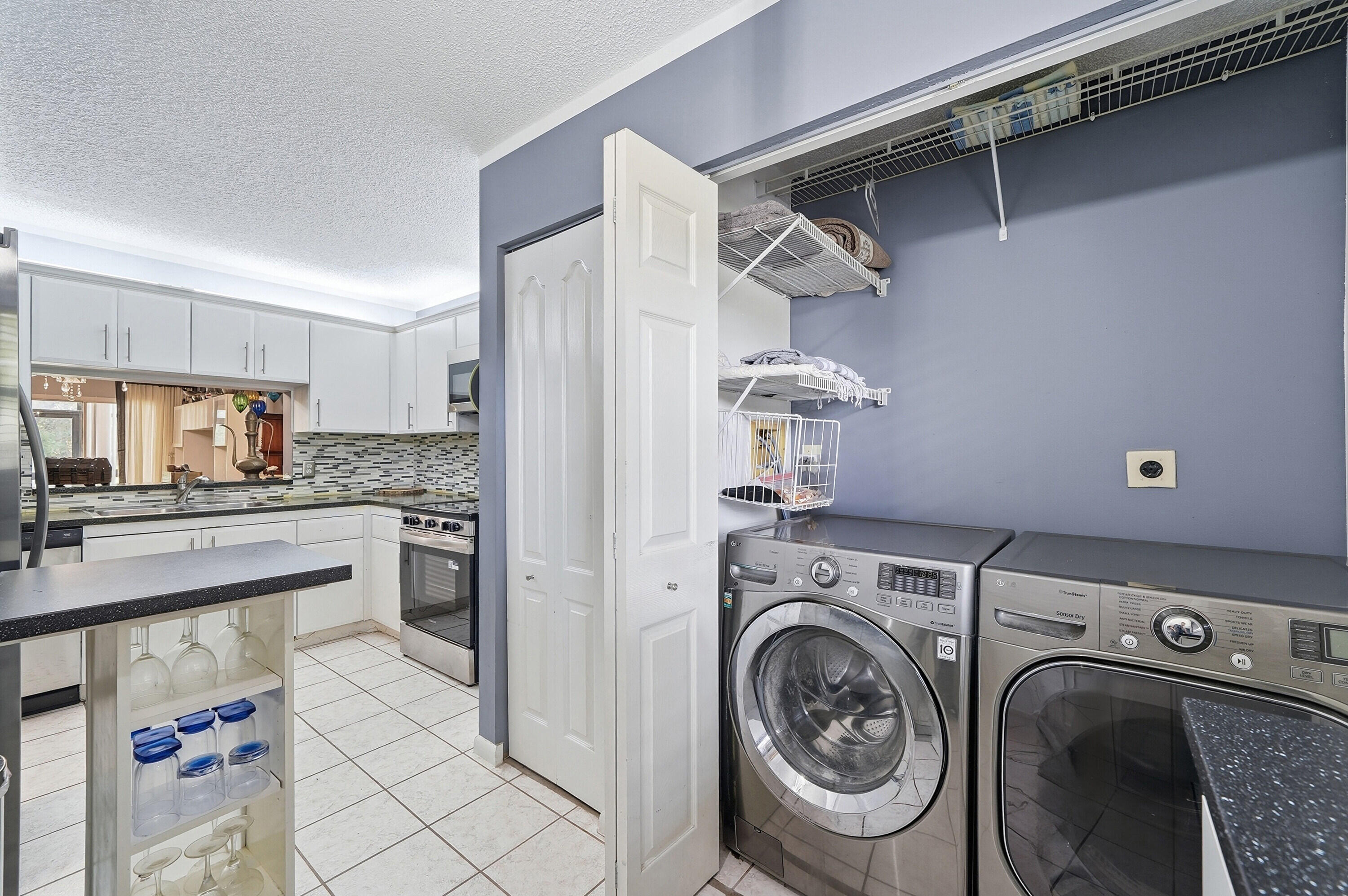 HAMMOCKS-LAKE FOREST CONDO - Residential