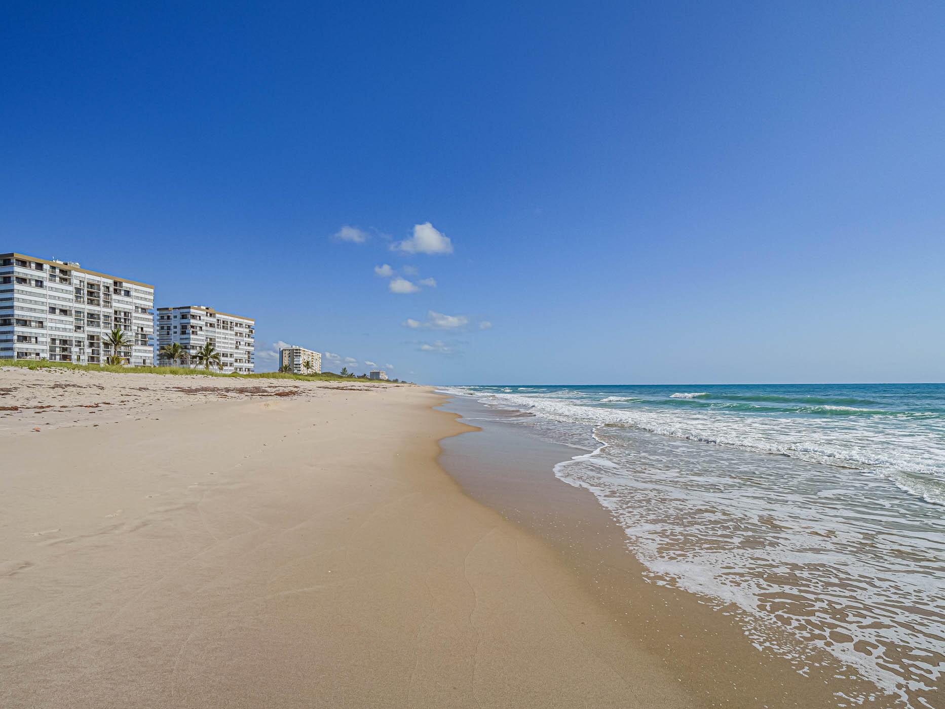 SANDS ON THE OCEAN SECTIO - Residential