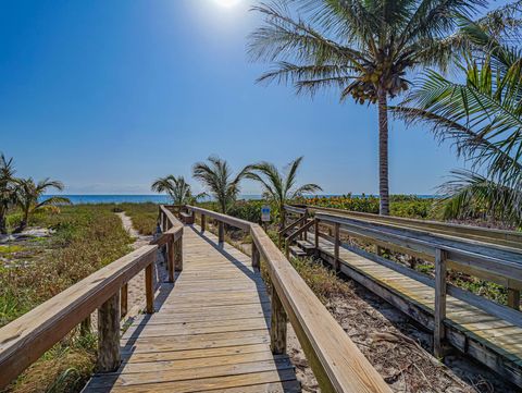 A home in Hutchinson Island