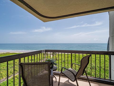 A home in Hutchinson Island