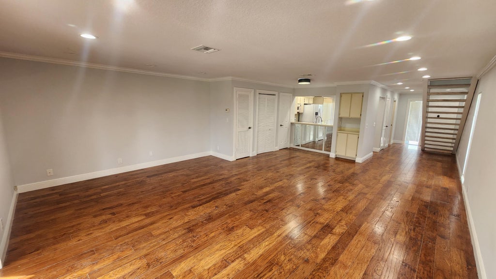 Photo of 360 Canal Point S, Delray Beach, FL 33444 (MLS # B26074812)