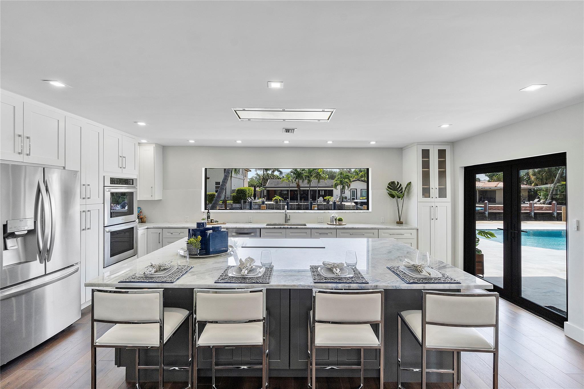 Country Club Isles 42-40 - Residential