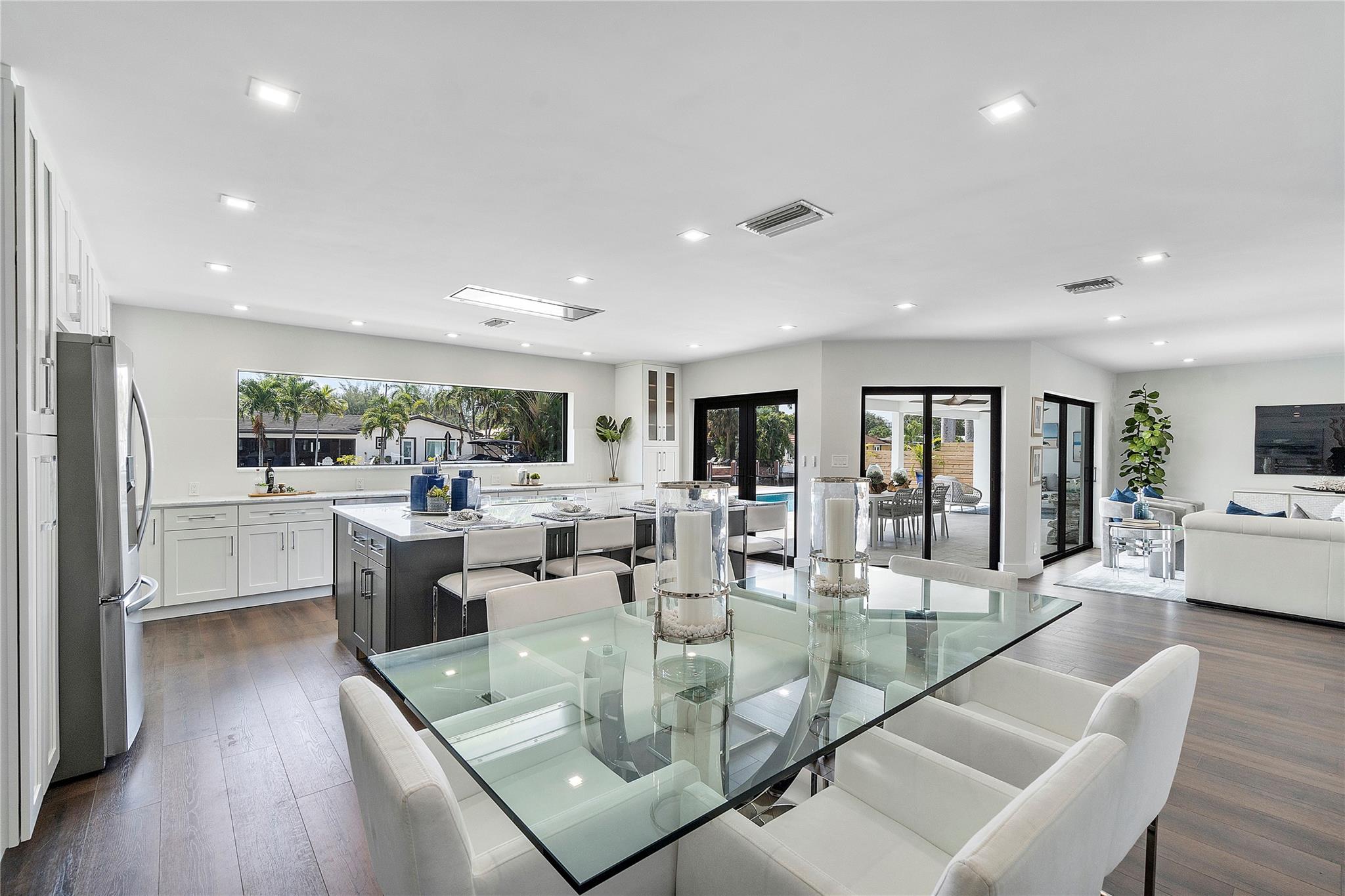 Country Club Isles 42-40 - Residential