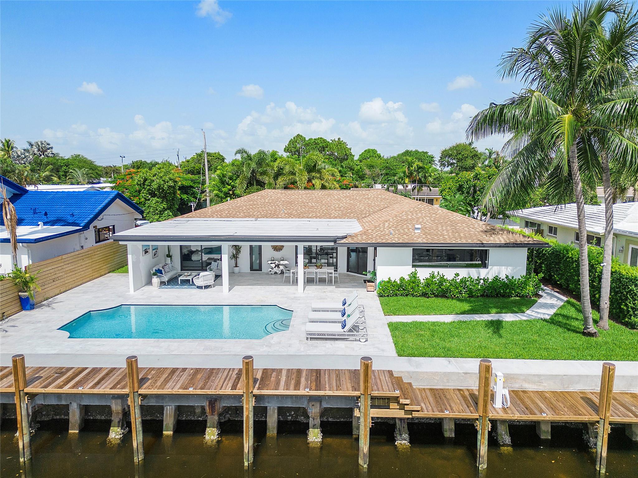 Country Club Isles 42-40 - Residential