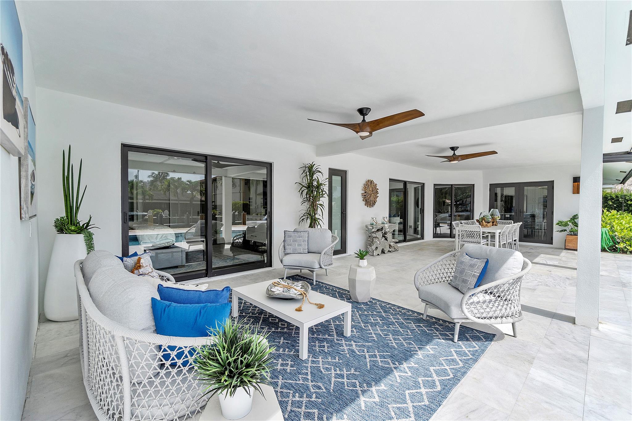 Country Club Isles 42-40 - Residential