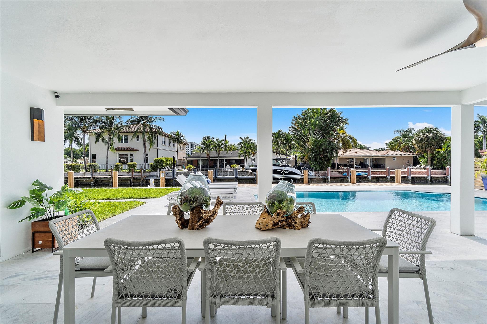 Country Club Isles 42-40 - Residential