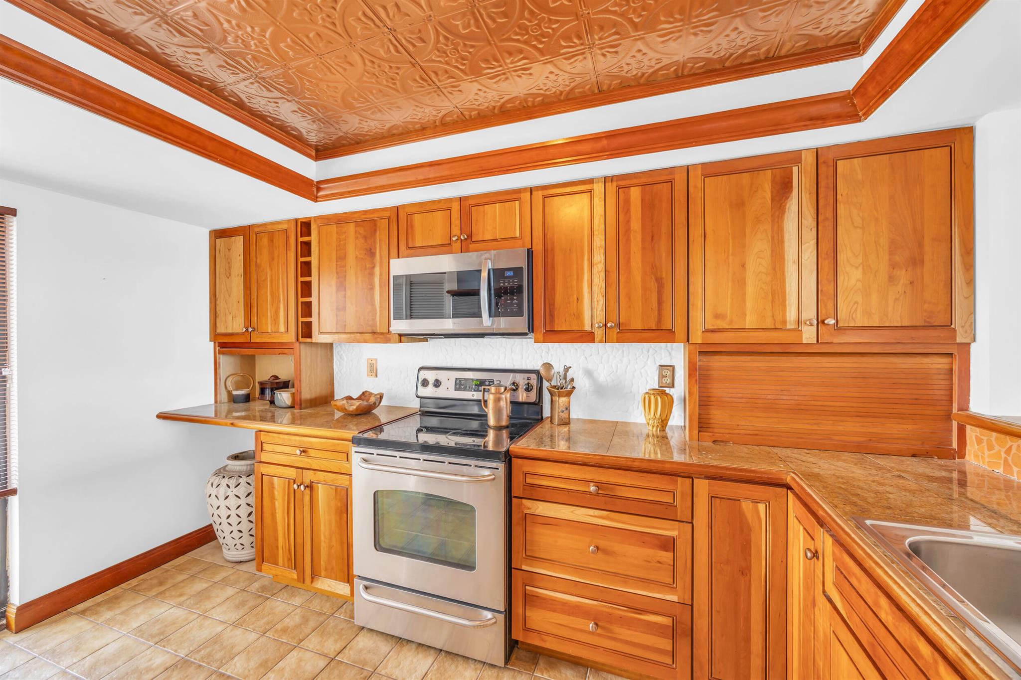 Vero Beach, Florida 32963, United States, 2 Bedrooms Bedrooms, ,2 BathroomsBathrooms,Residential,Pending,209627