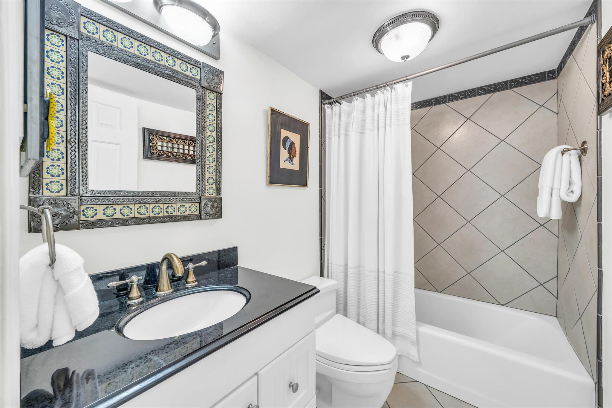 Vero Beach, Florida 32963, United States, 2 Bedrooms Bedrooms, ,2 BathroomsBathrooms,Residential,Pending,209627