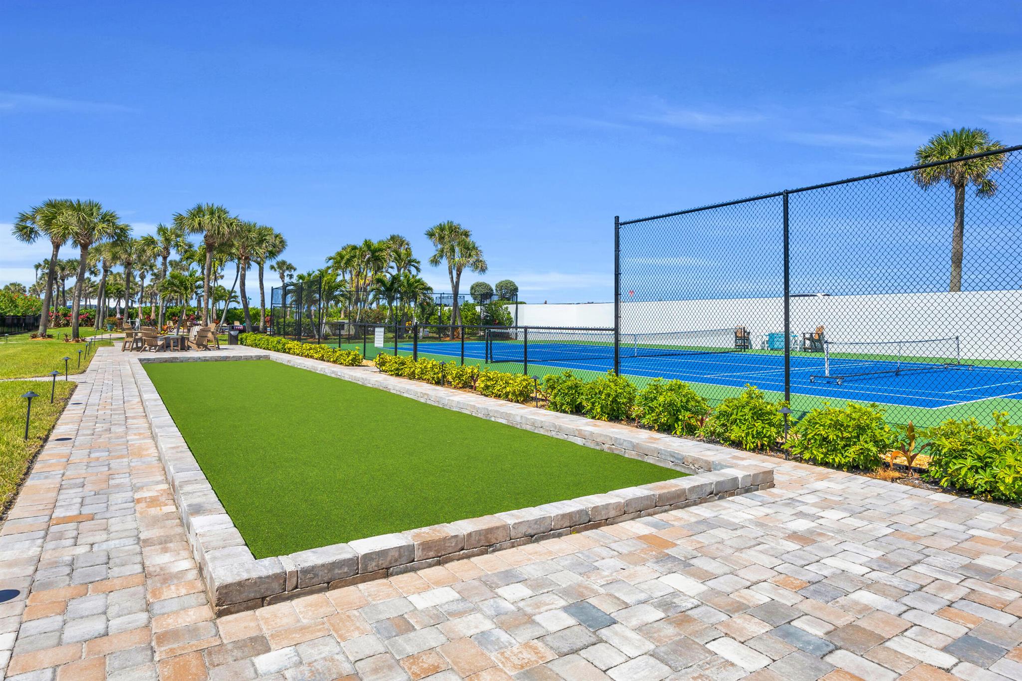 Vero Beach, Florida 32963, United States, 2 Bedrooms Bedrooms, ,2 BathroomsBathrooms,Residential,Pending,209627