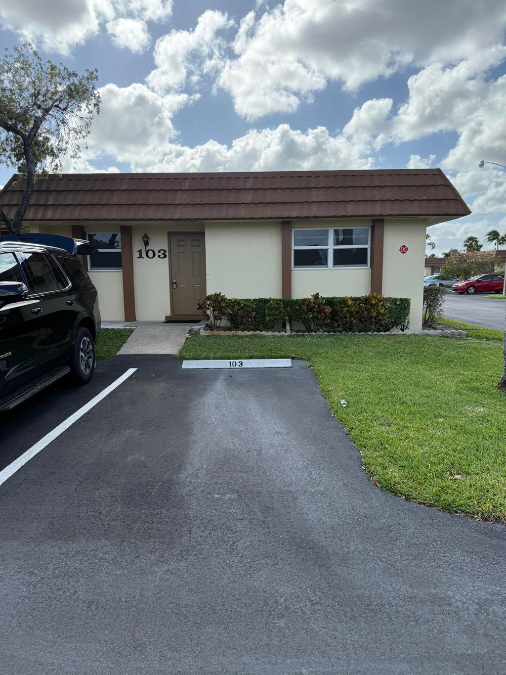 Photo of 5780 W Fernley Dr #103, West Palm Beach, FL 33415 (MLS # B26014552)