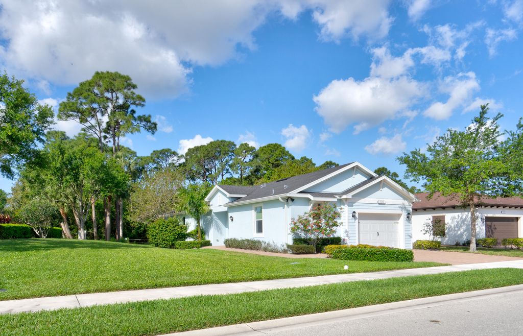 Photo of 109 SE Via Visconti, Port Saint Lucie, FL 34952 (MLS # R10970865)