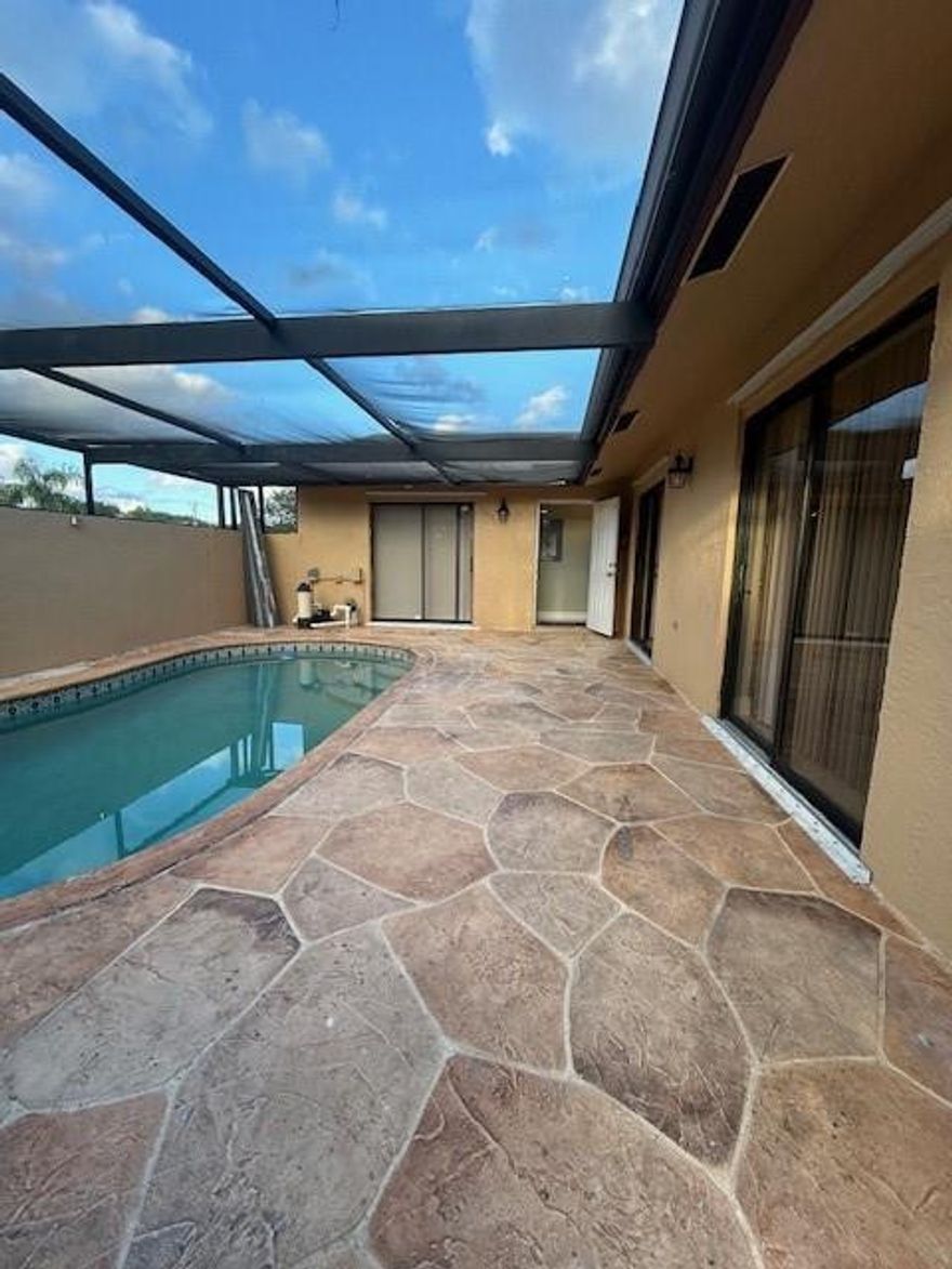 Townhouse with Private Pool in a beautiful full renovated corner 2/2 in Sunny Palms. Plenty of parking, 2 master suites with plenty of space. All new appliances, Washer and Dryer inside the Unit Available Now. HOA application required $75.00 per each adult, 650 credit Score, Background Check and Credit Report. Pet friendly (not over 40lb)
