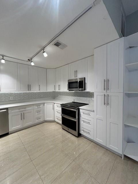 Sunny Palms Villas - Residential Lease