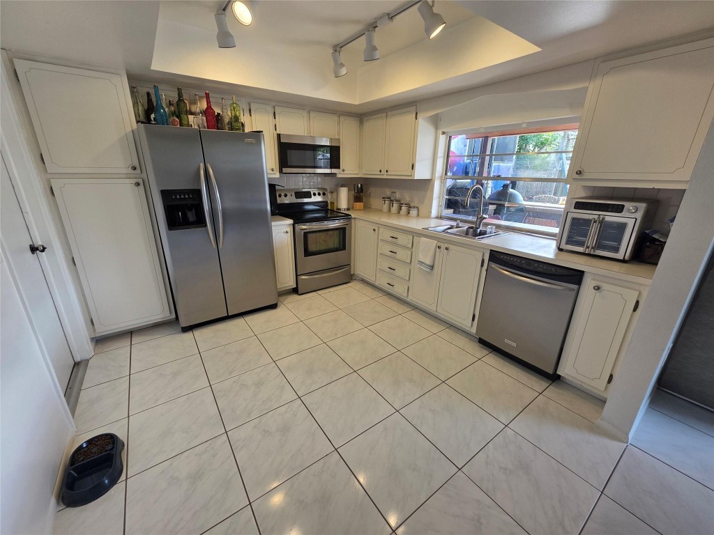 Westview Sec 3 Pt 2 95-1 - Residential