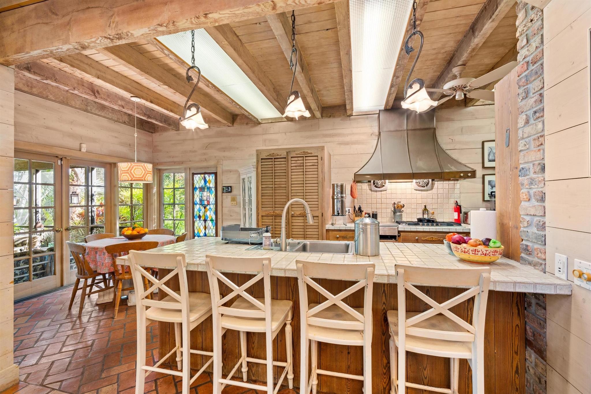 PALM BEACH LITTLE RANCHES - Residential