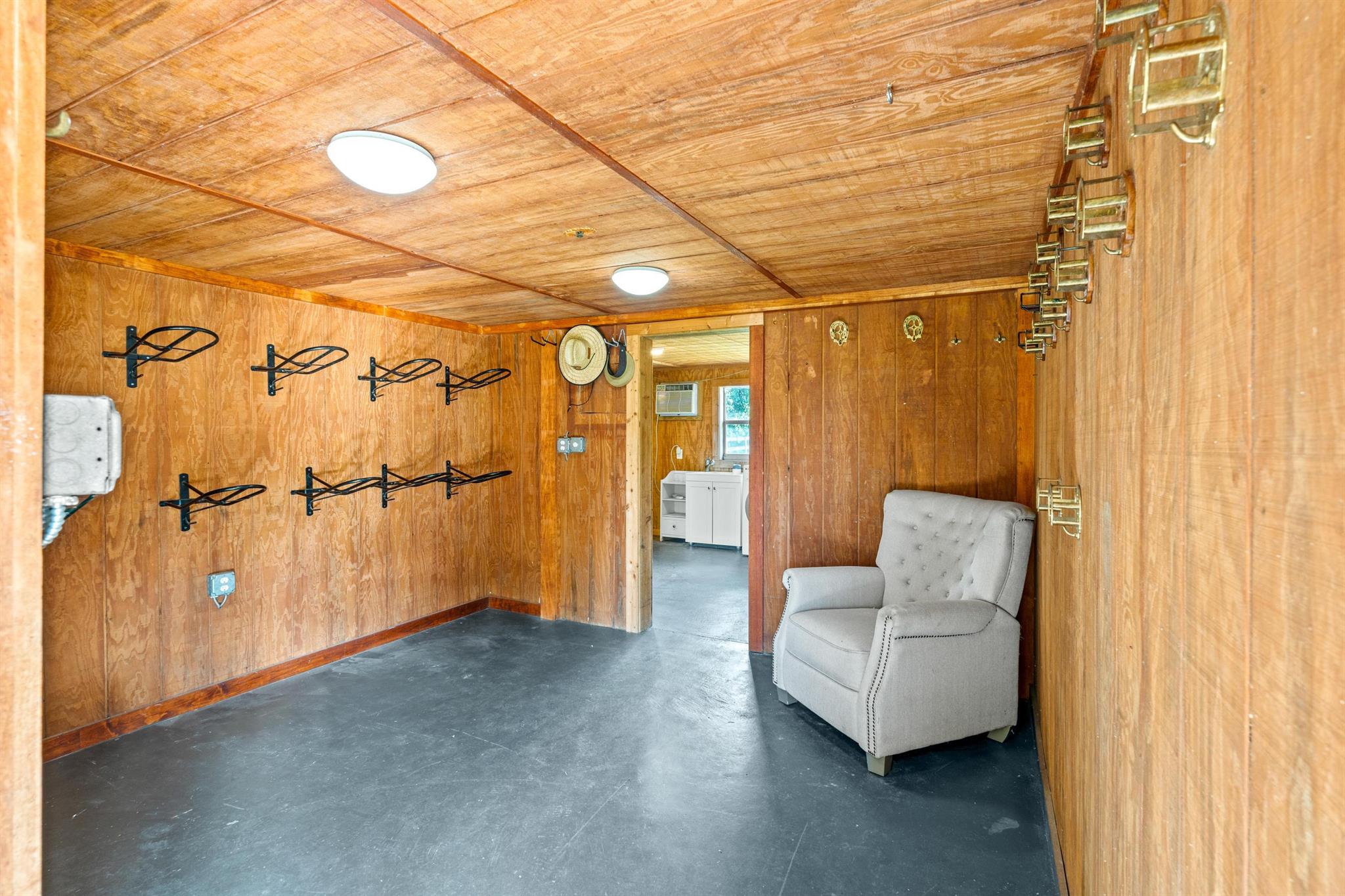 PALM BEACH LITTLE RANCHES - Residential