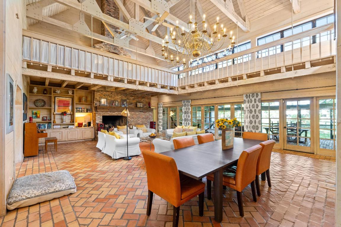 790 E Rambling Drive