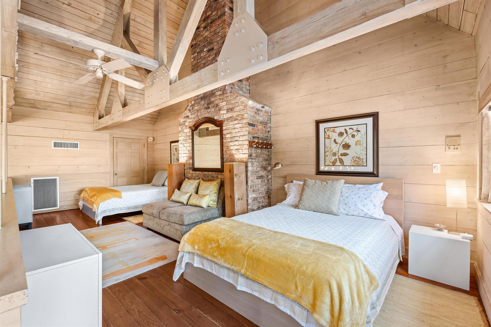 PALM BEACH LITTLE RANCHES - Residential