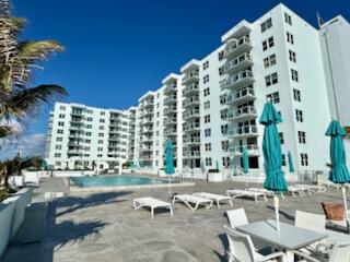 PATRICIAN OF PALM BEACH CONDO - Residential