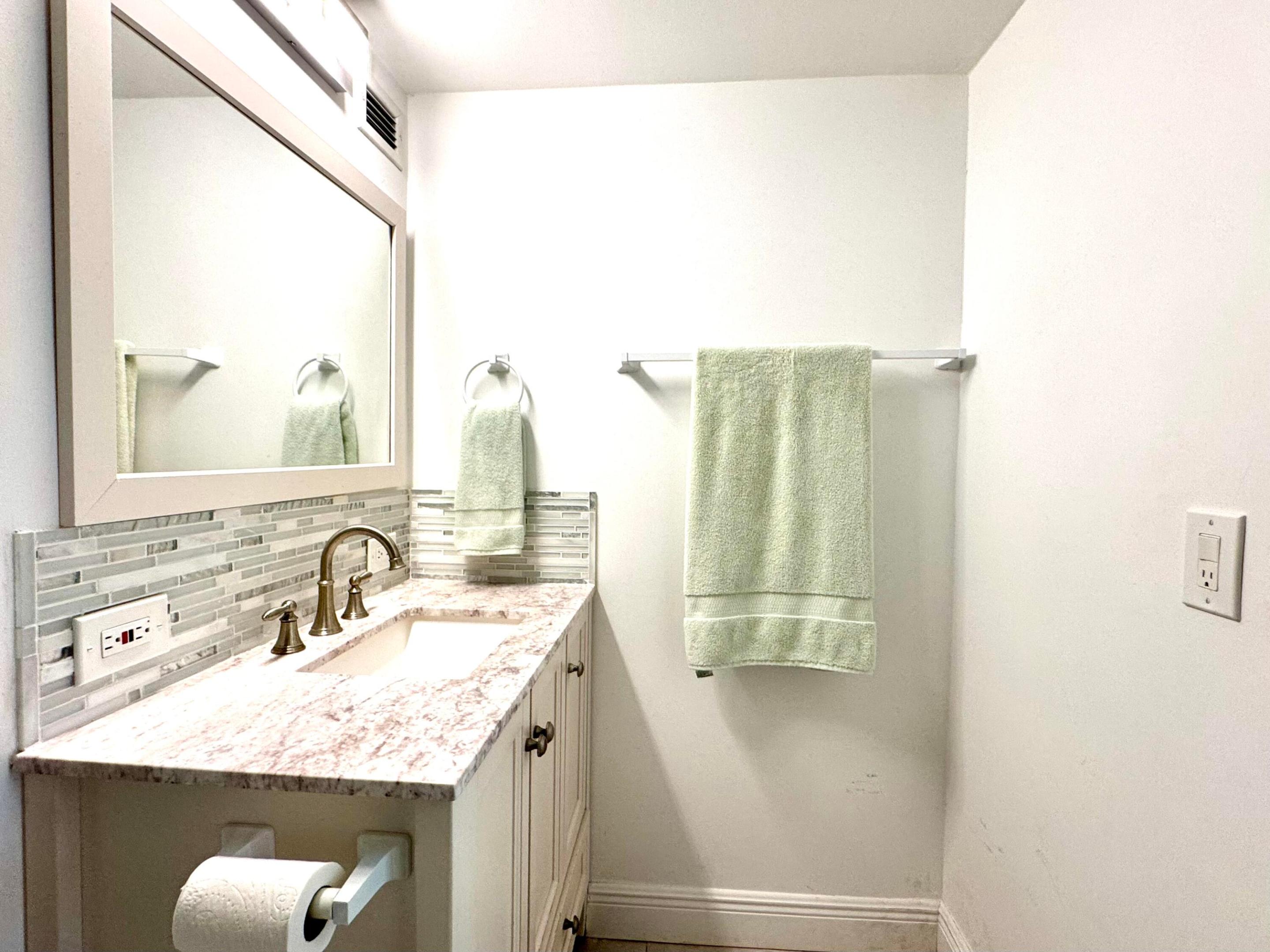 PATRICIAN OF PALM BEACH CONDO - Residential