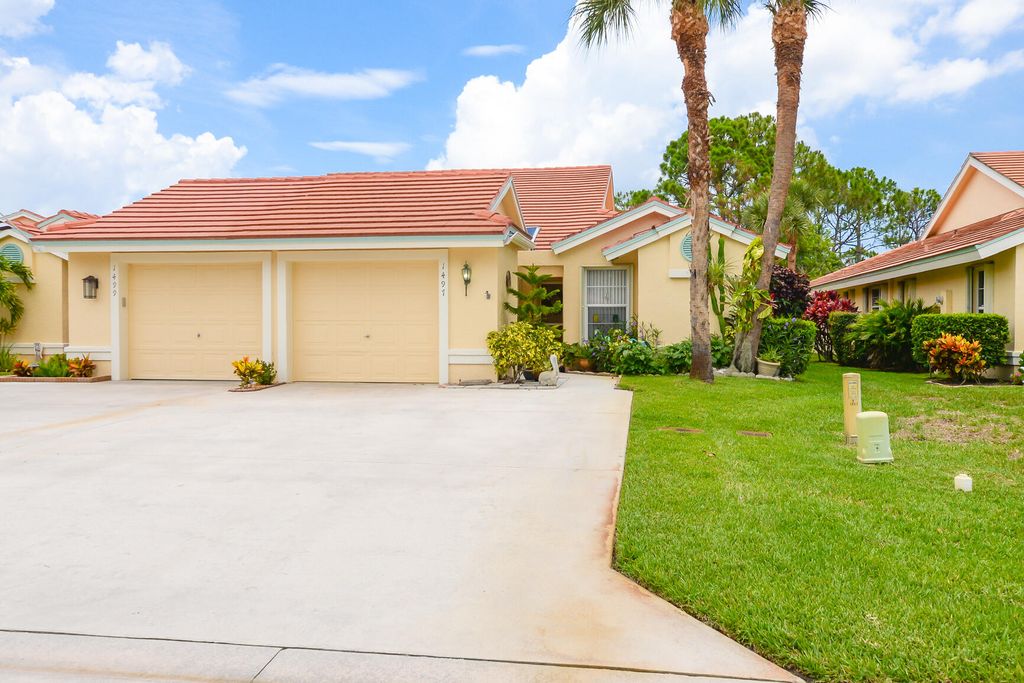 Photo of 1497 SW Greens Pointe Way, Palm City, FL 34990 (MLS # R11094953)