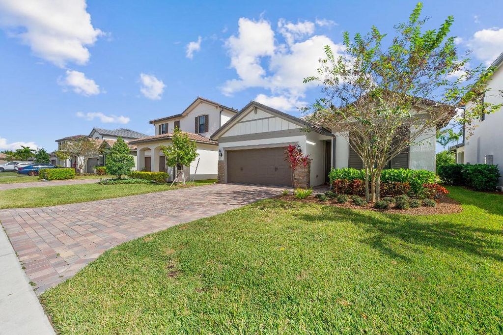 Photo of 4762 Roldan Court, Lake Worth, FL 33467 (MLS # R11141313)