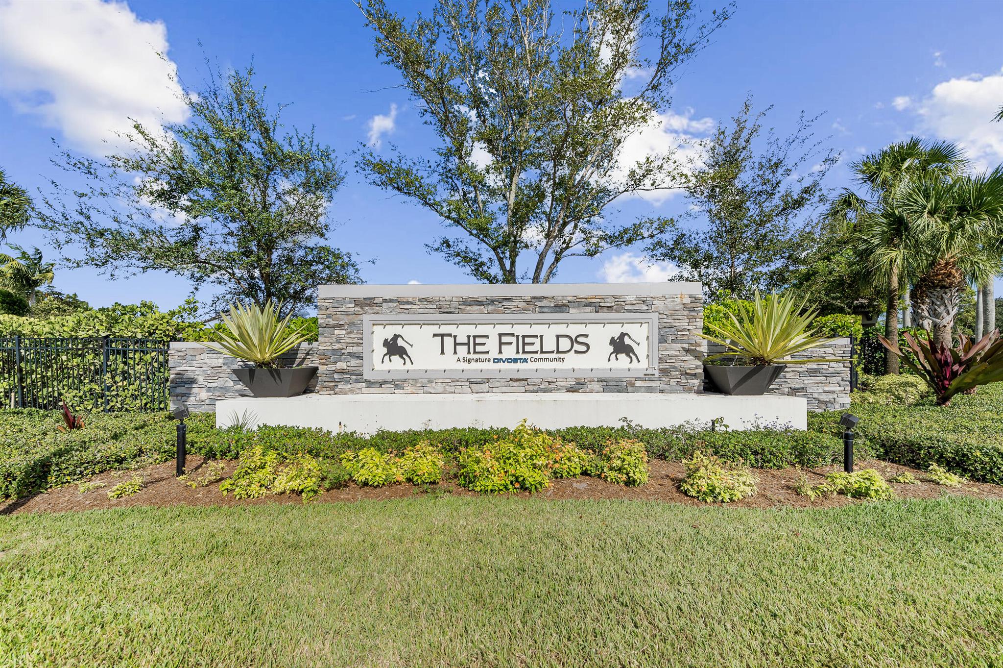 FIELDS AT GULFSTREAM POLO - Residential