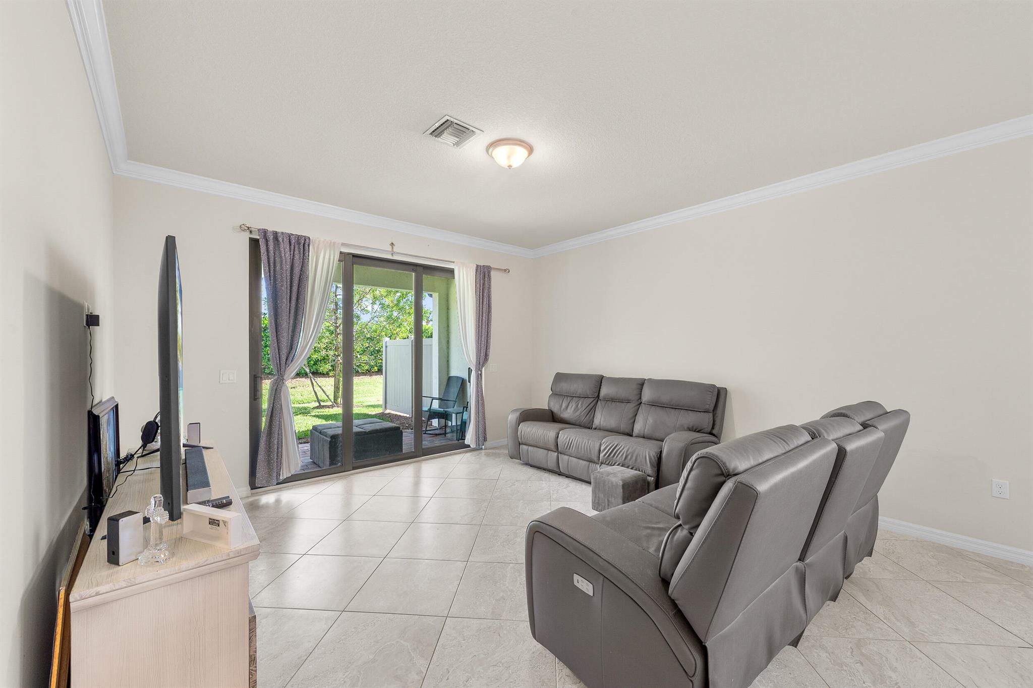 FIELDS AT GULFSTREAM POLO - Residential