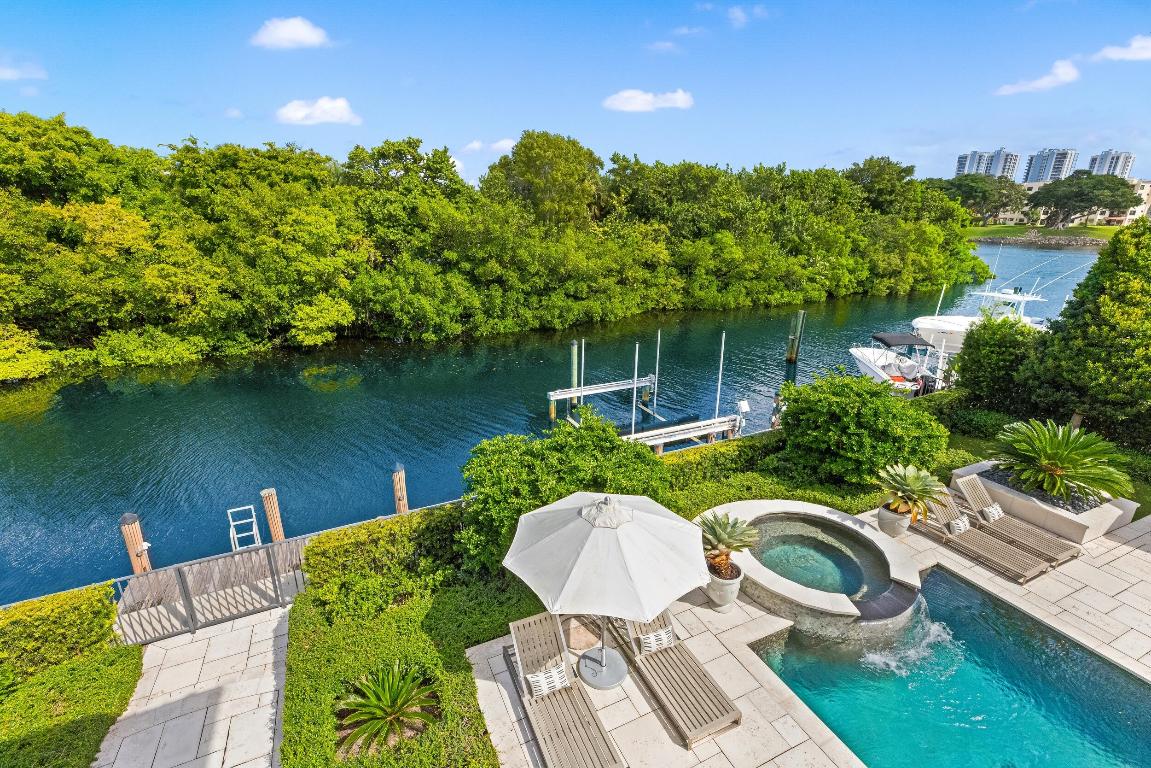 HARBOUR ISLES - Residential