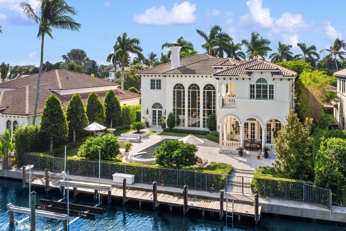 853 Harbour Isle Place