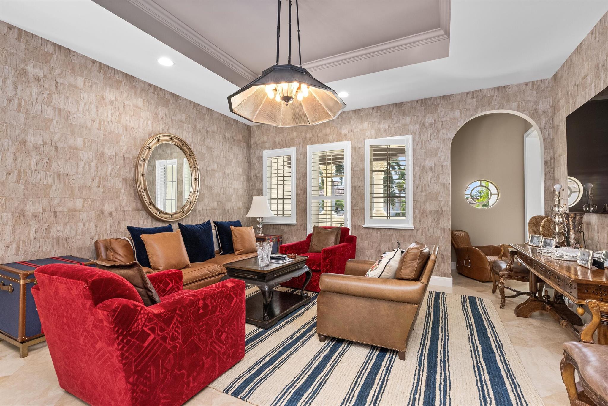 HARBOUR ISLES - Residential