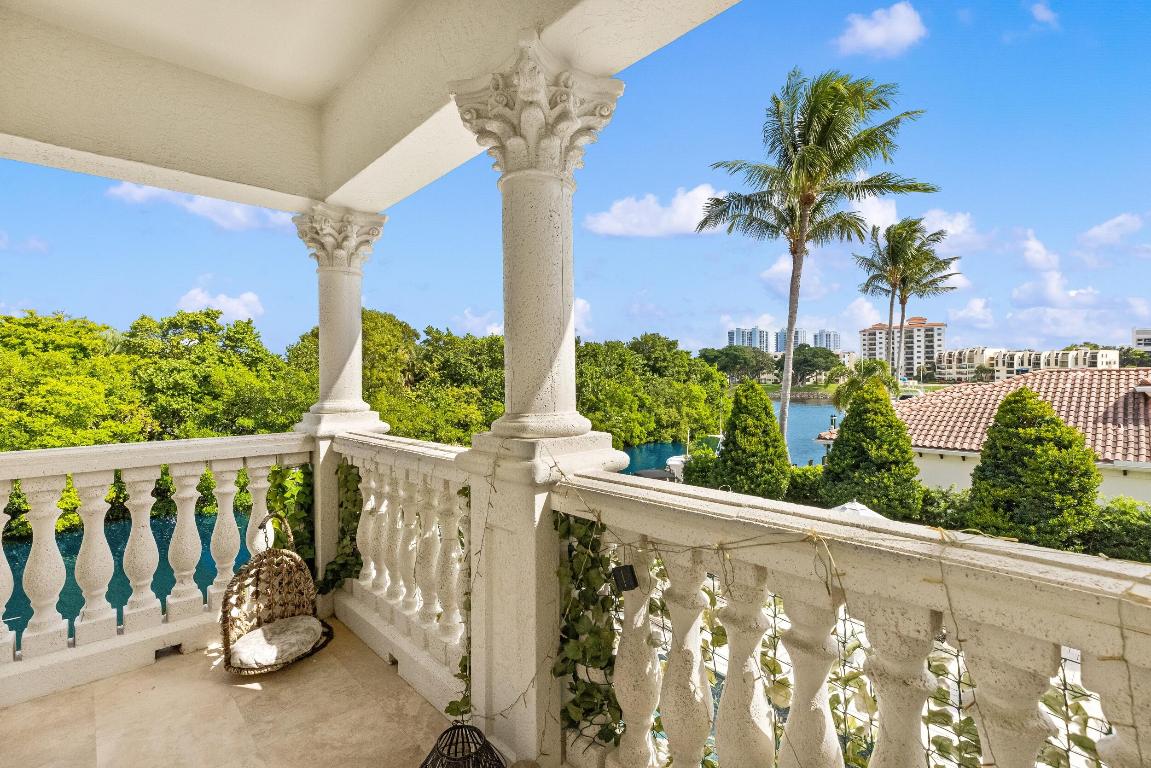 HARBOUR ISLES - Residential