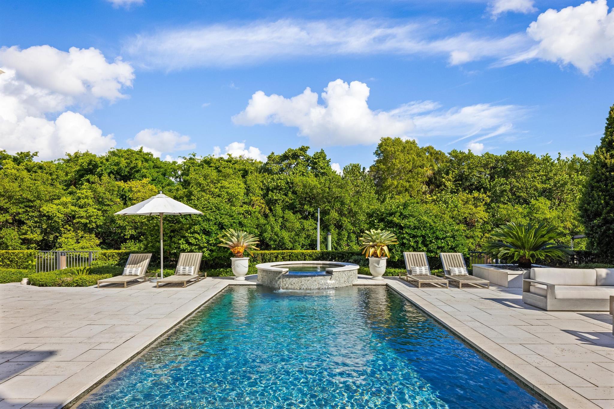 HARBOUR ISLES - Residential