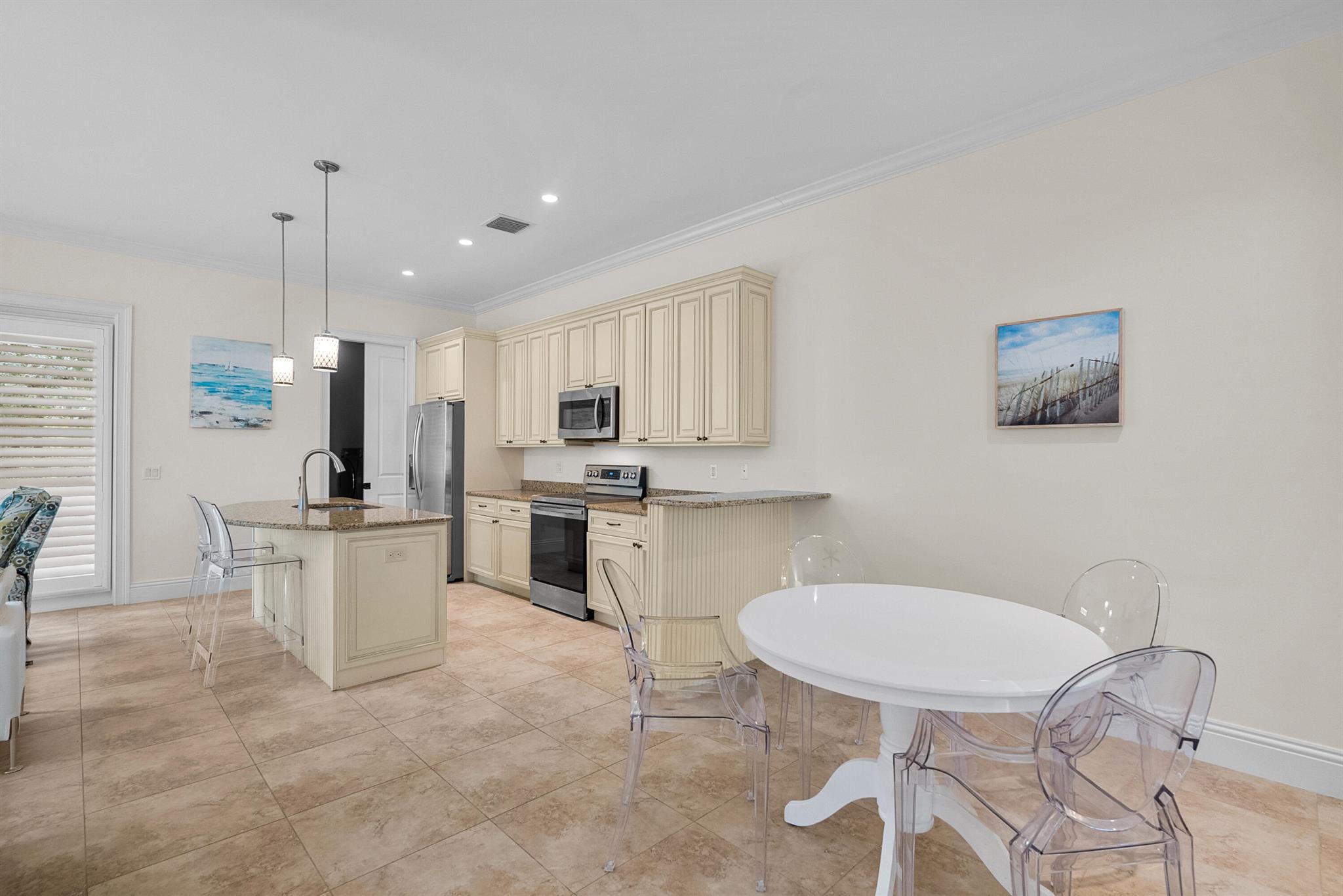 Tradewinds Condo - Residential Lease