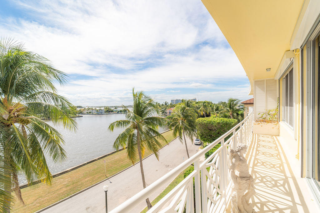 VILLAS INC - Residential