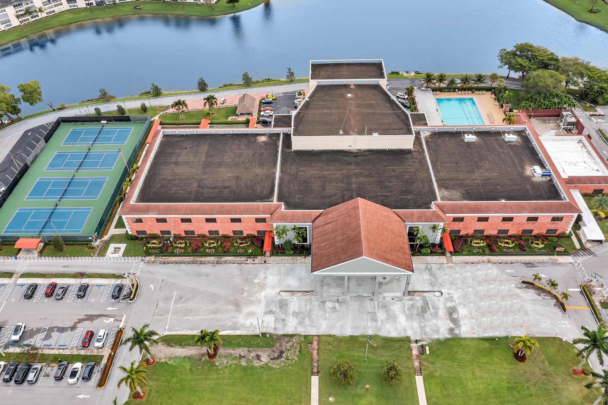 FANSHAW AT CENTURY VILLAG - Residential Lease