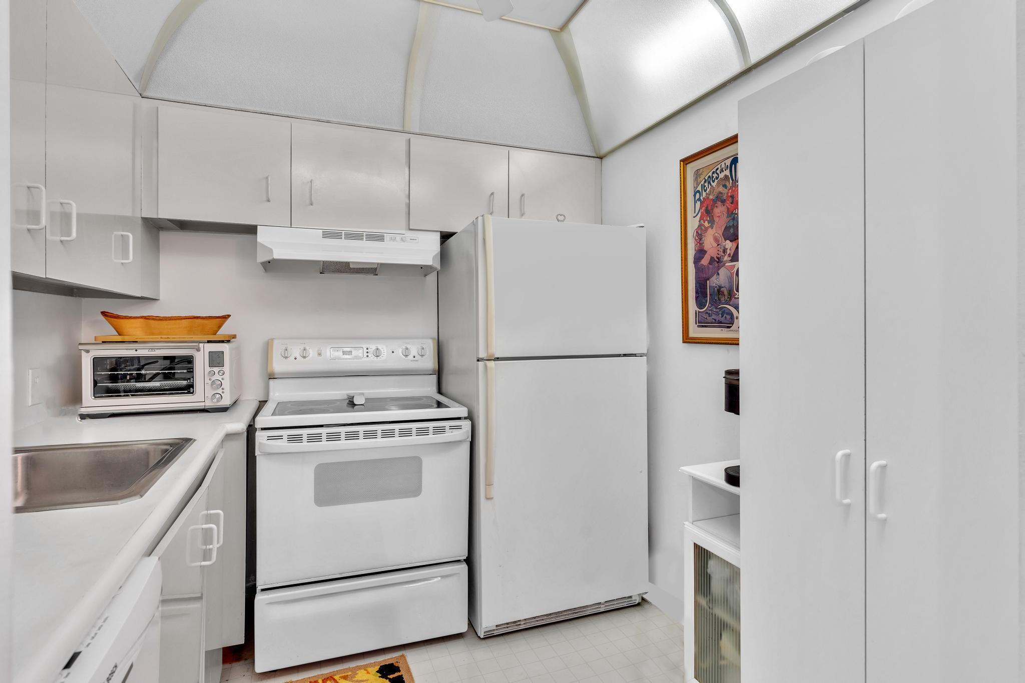 FANSHAW AT CENTURY VILLAG - Residential Lease