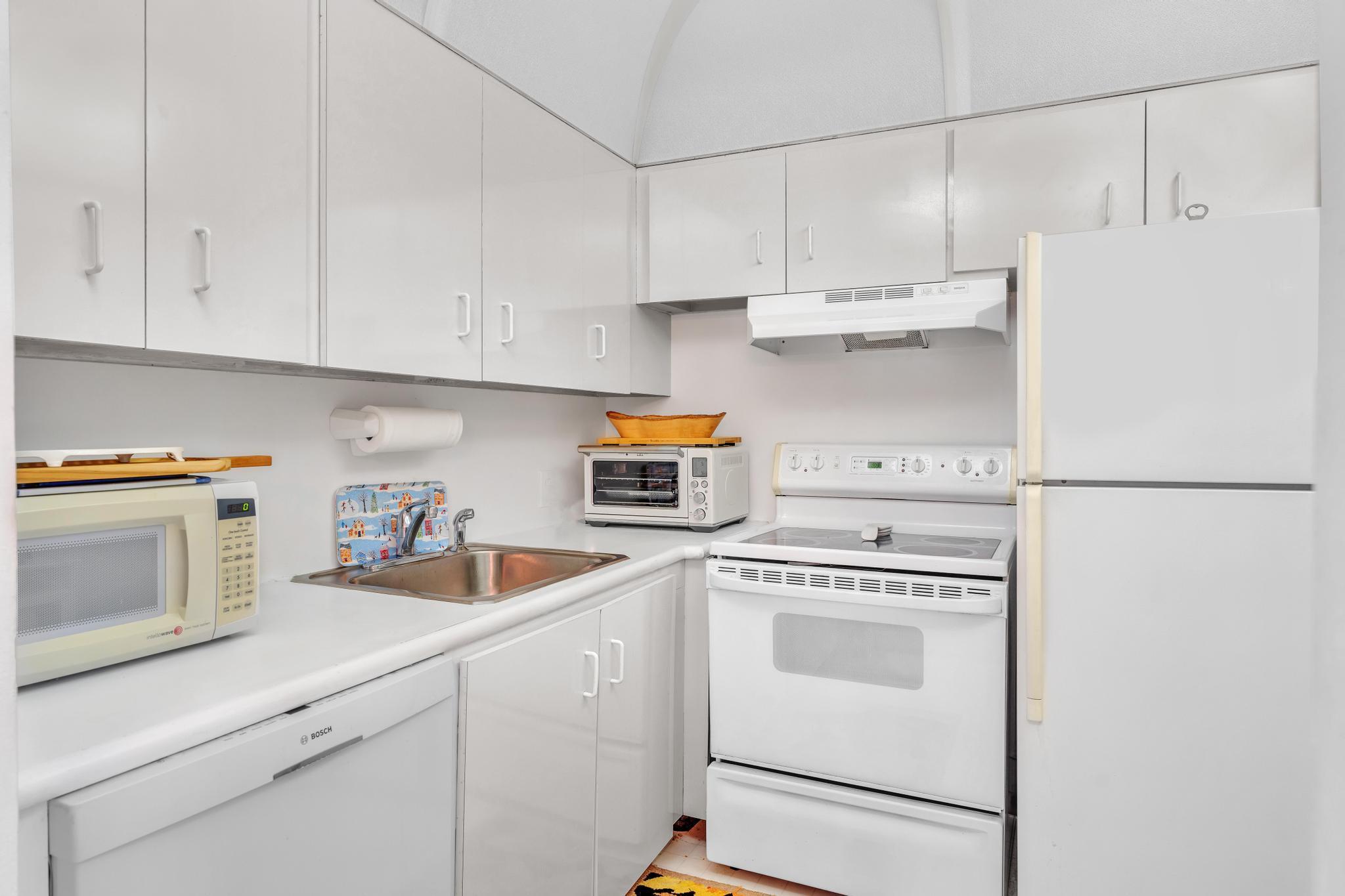 FANSHAW AT CENTURY VILLAG - Residential Lease