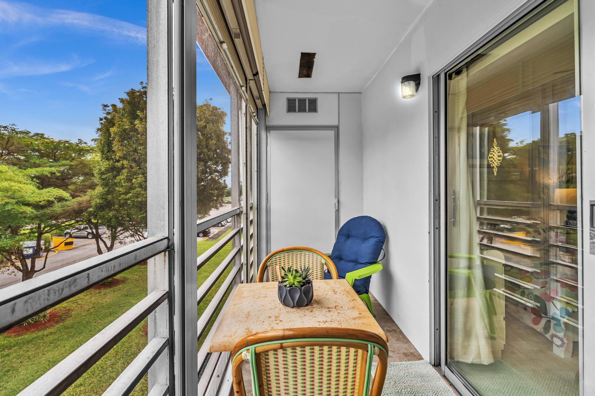 FANSHAW AT CENTURY VILLAG - Residential Lease