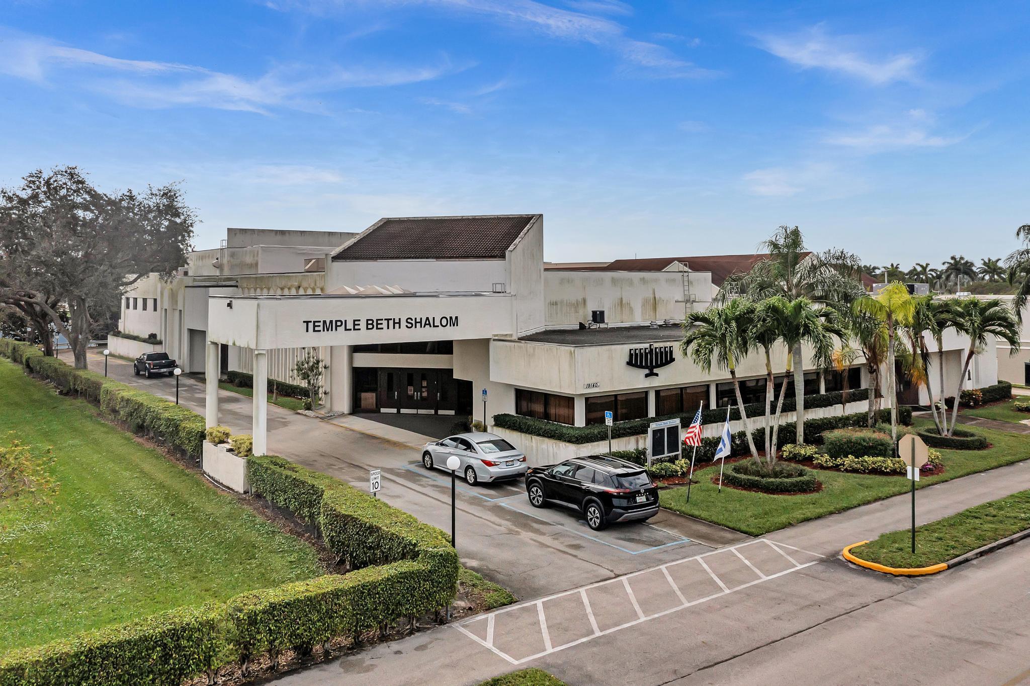 FANSHAW AT CENTURY VILLAG - Residential Lease