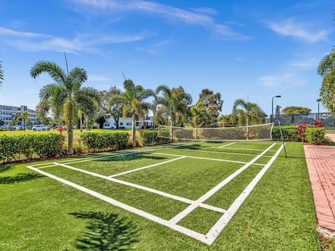 Tiny photo for 5 Markham A, Deerfield Beach, FL 33442 (MLS # B26010066)